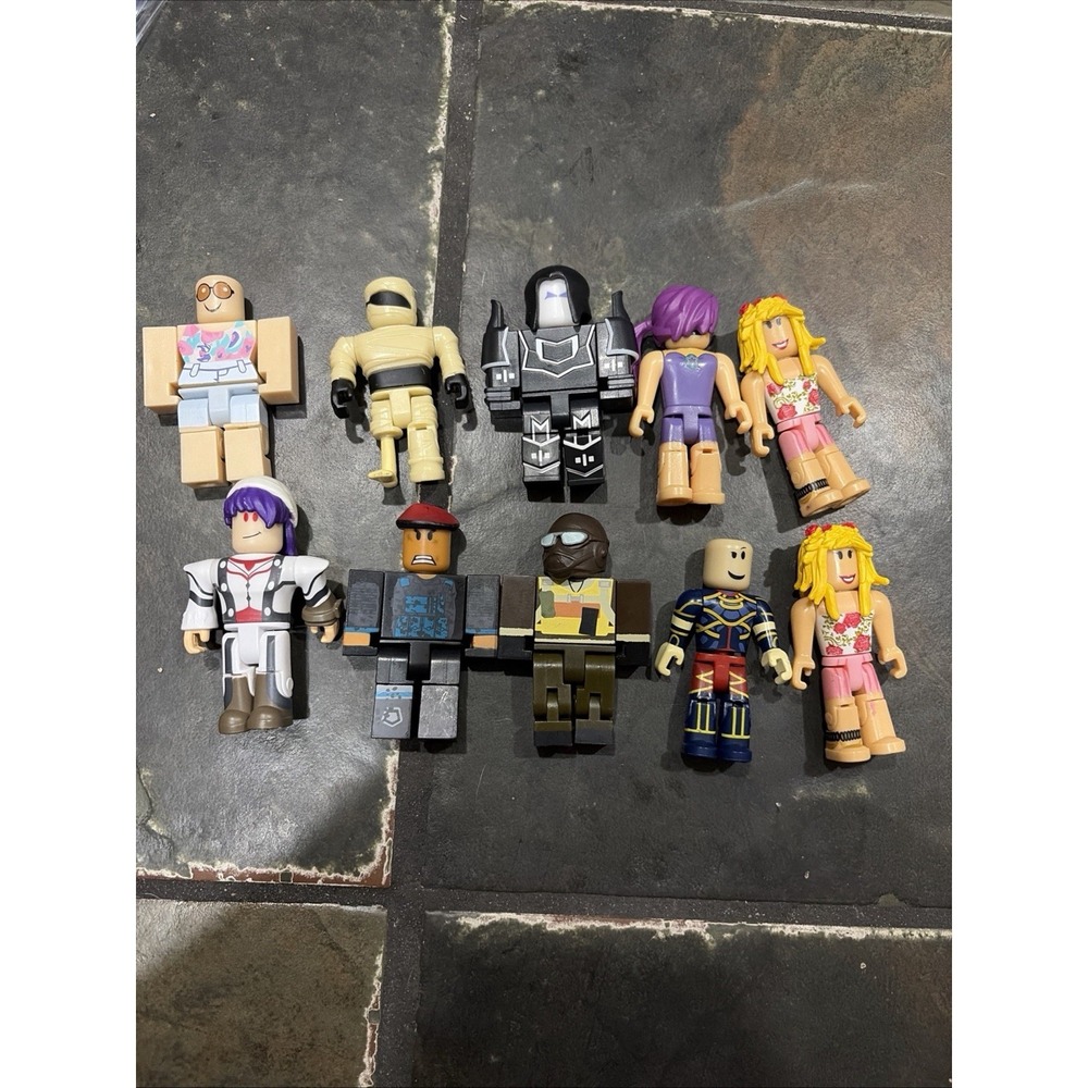 Roblox Lot of 10 Figures, No Accessories Or Codes Included